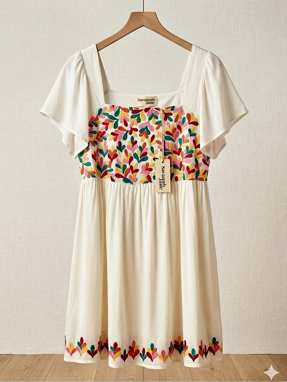 Savanna Jane Floral Mini Dress in White & Multicolor Size Small NWT